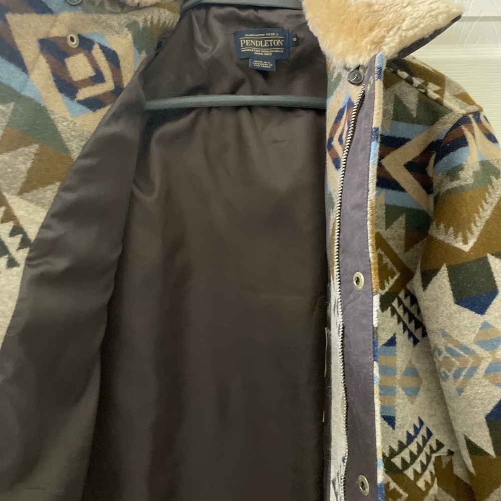 PENDLETON SILVERTON JOURNEY WEST SHEARLING BLANKET COAT Men SMALL, Women MEDIUM - Picture 7 of 9